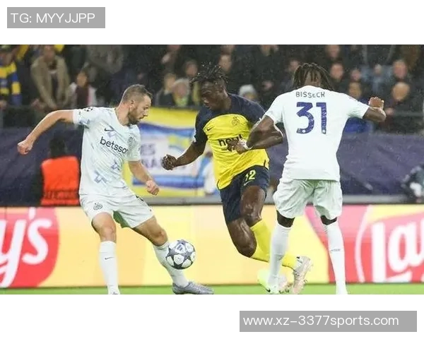 裁判专家指出国米应获点球紫百合后卫存在明显拉拽行为